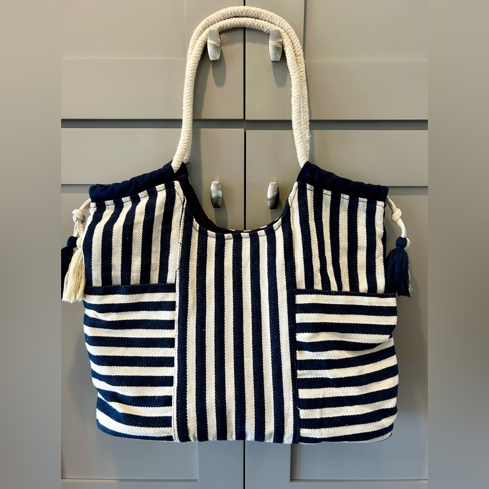 NWT Navy and White Cotton Tote Bag